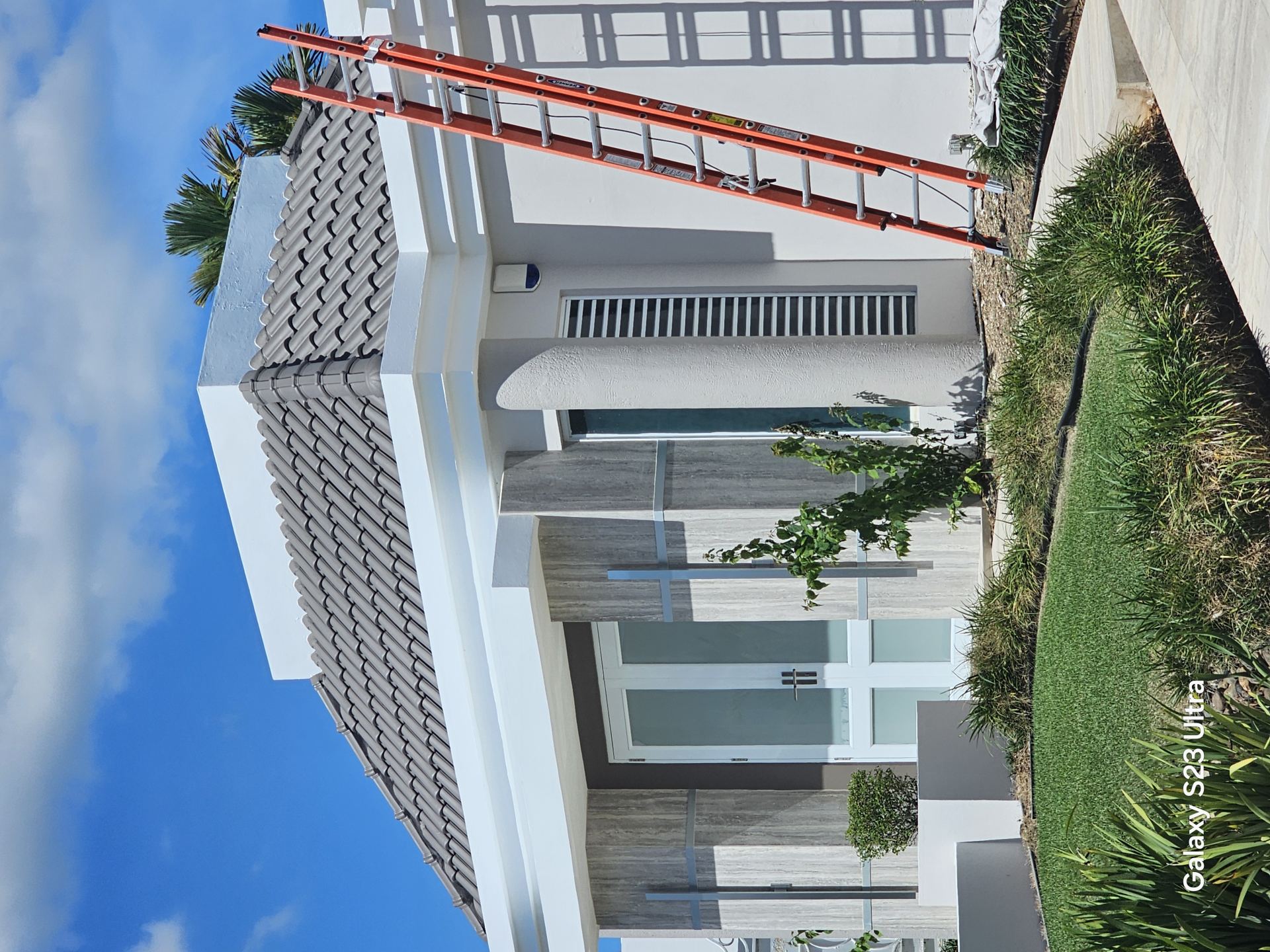 CARLOS J PAINTING AND MAINTENANCE INC