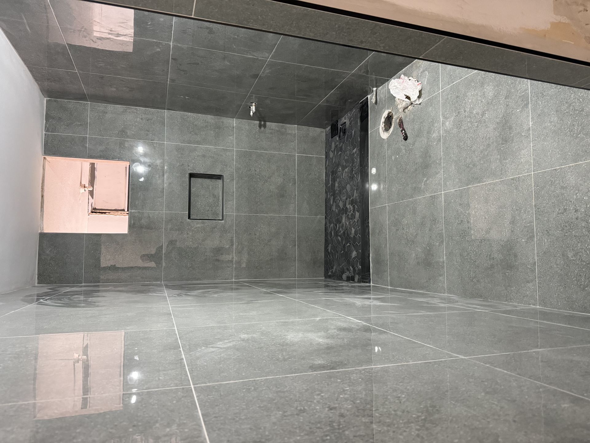 ROV PAINTING