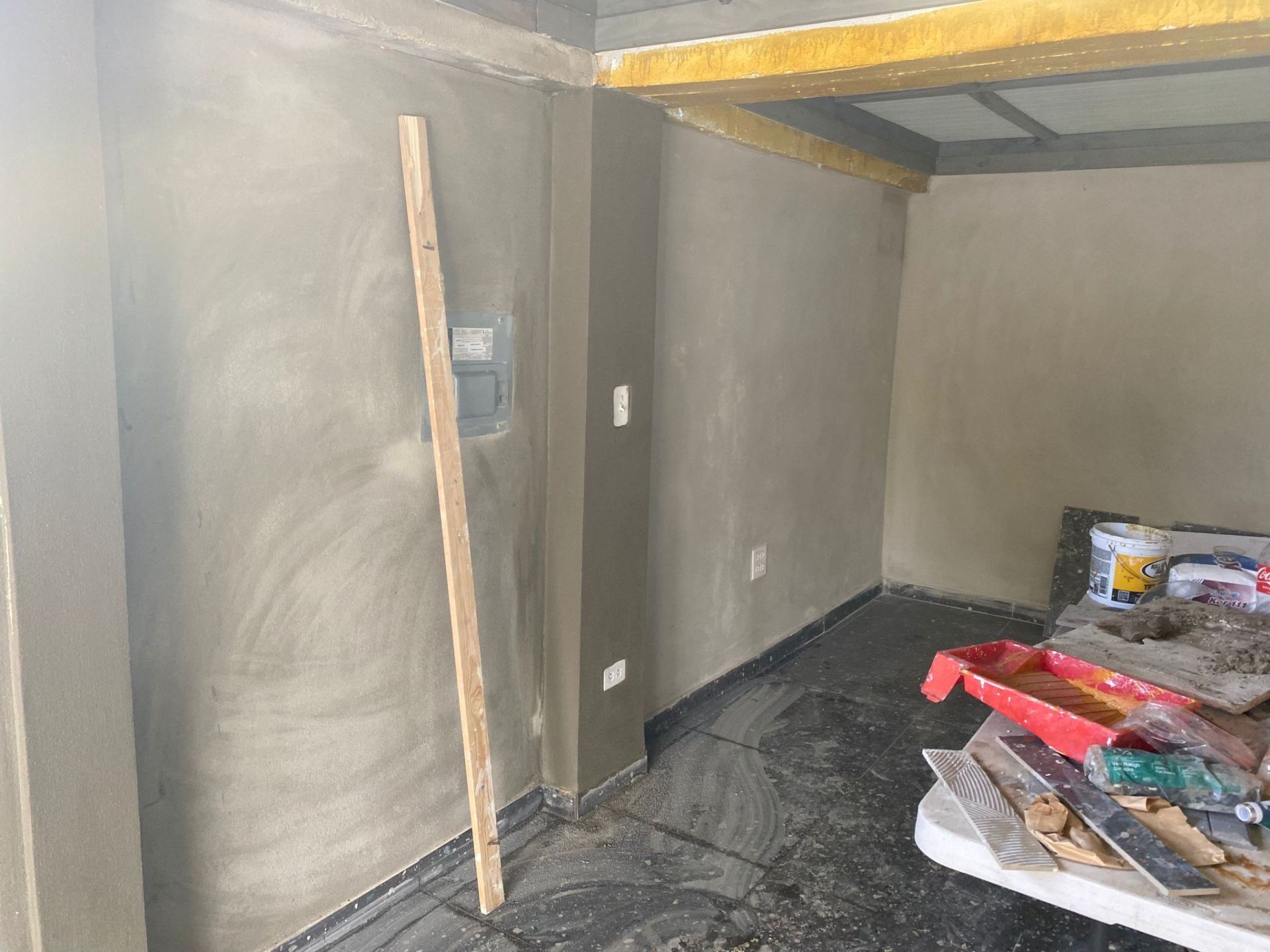 REY LFC Contractors